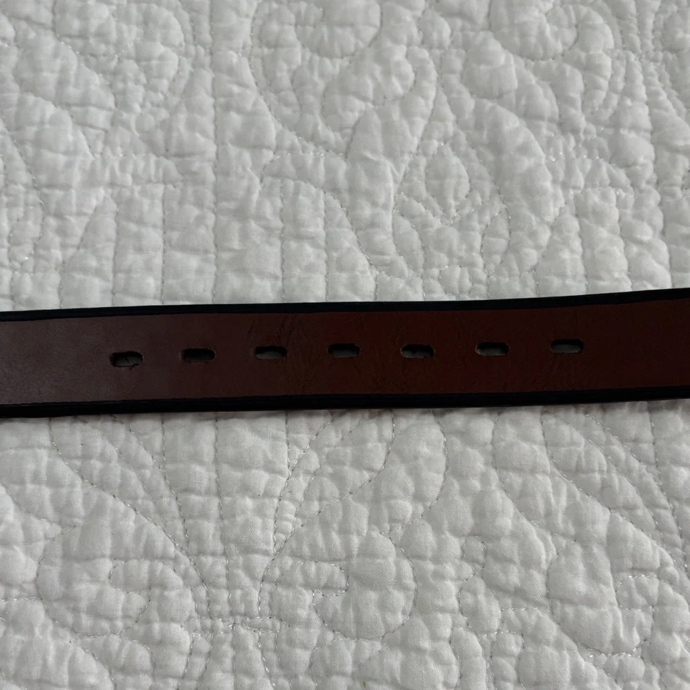 NWT Levi's Boys Brown &  Black Reversible Faux Leather Casual Belt Medium 26-28